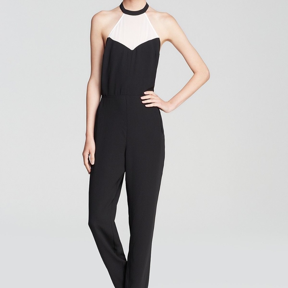 NEW GUESS TUX HALTER BLACK TIE WHITE SLIM JUMPSUIT 8 M